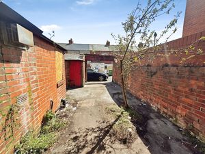 Photo 10- click for photo gallery